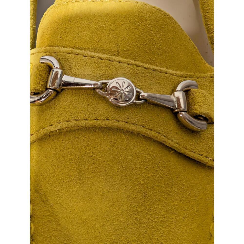 Isaac Mizrahi Yellow Suede Women's Loafers with Silver Bit Detail Sz 8M - Picture 3 of 8